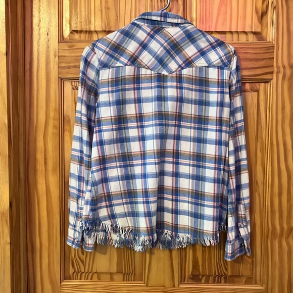 Blue and White Plaid Snap Up Shirt fringes western style - Picture 3 of 7